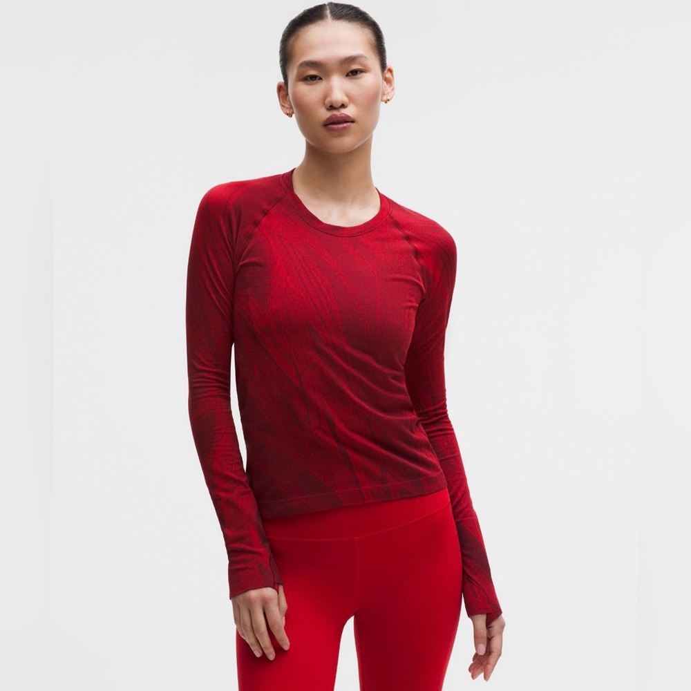 NWT Lululemon Lunar New Year Swiftly Tech LS - Swirling Plumes Oxford Red - 8